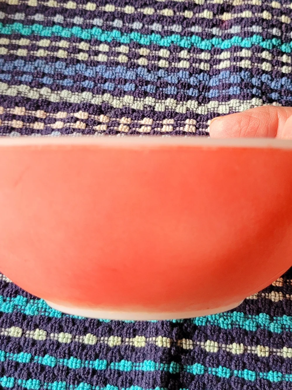 Pyrex bold red